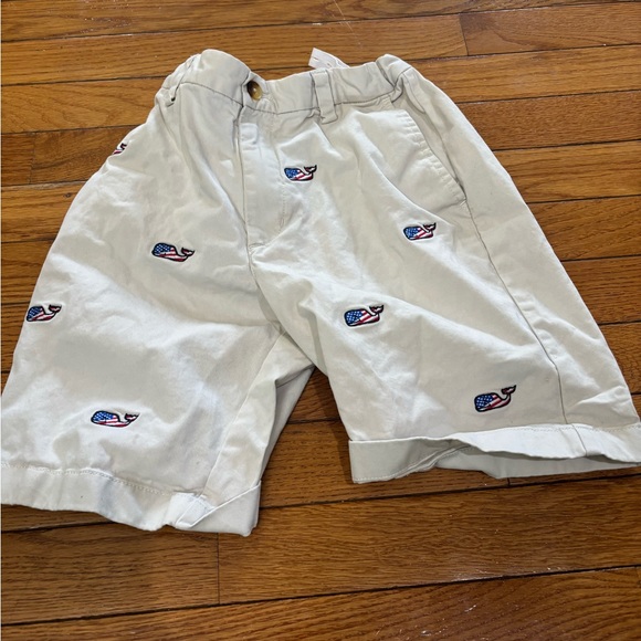 Vineyard Vines Kids Cream Shorts - Picture 3 of 4